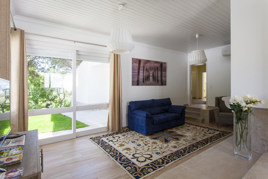 Villa Branca Do Castelo Sesimbra Bagian luar foto