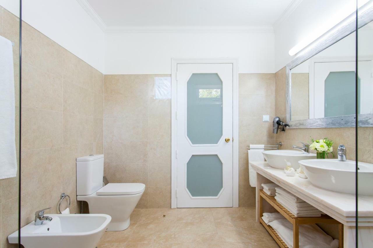 Villa Branca Do Castelo Sesimbra Bagian luar foto